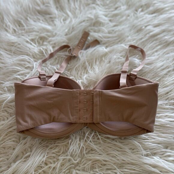 Skims Fits Everybody Strapless Bra Mica Size 34DD - Picture 4 of 6